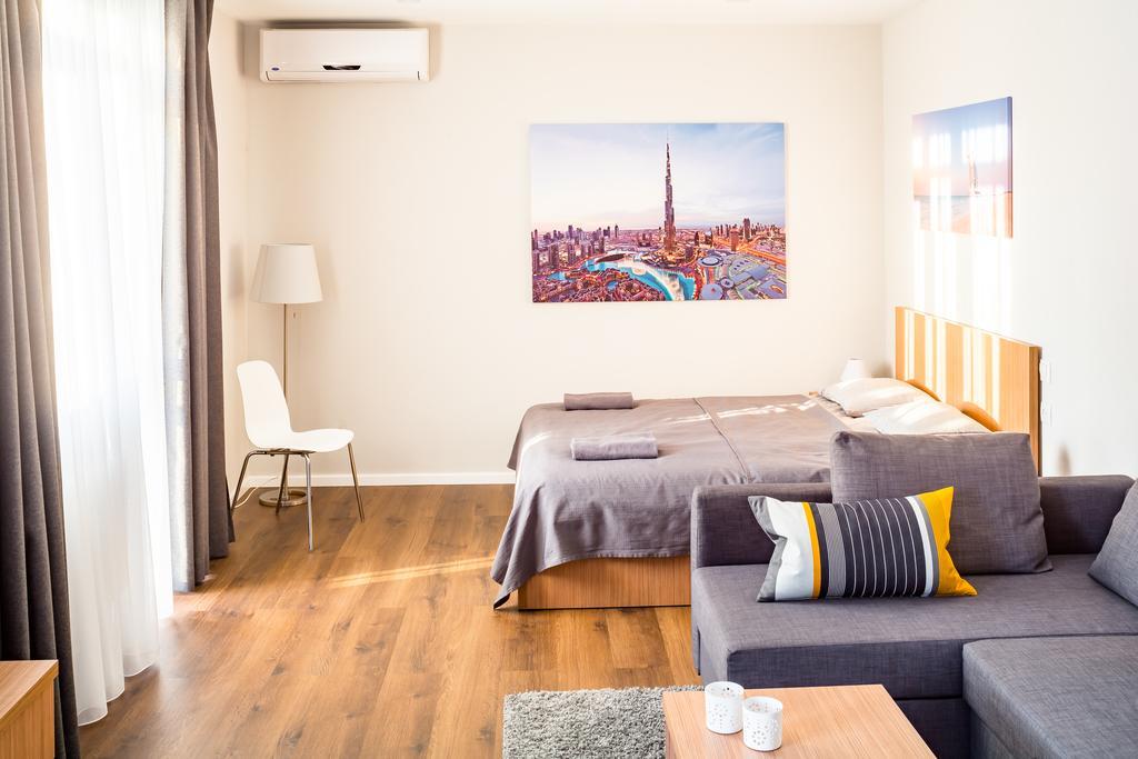 Apartments On The Square Of Prince Svyatoslav ลวีฟ ภายนอก รูปภาพ